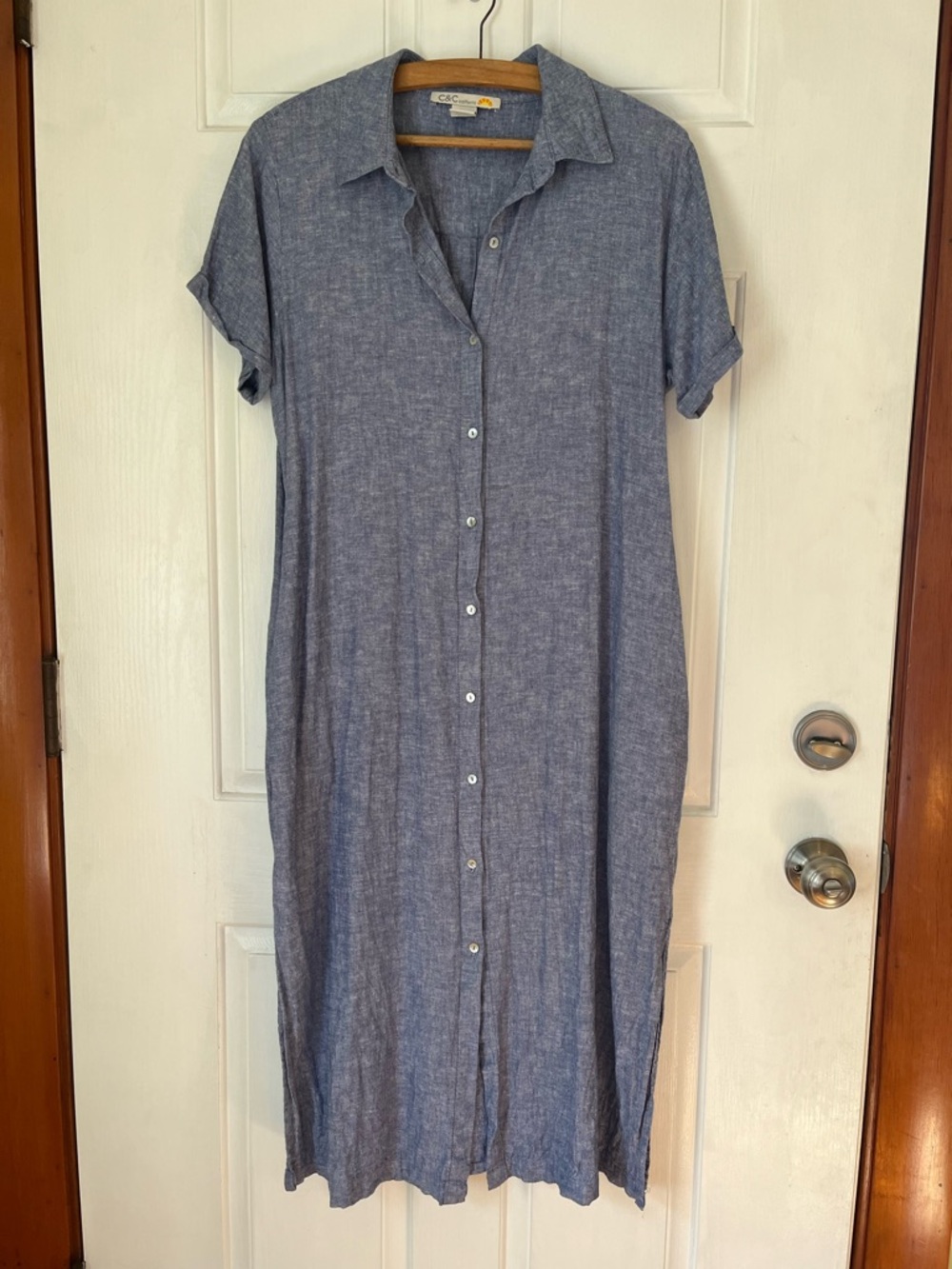 C&C California Button-Front Linen Shirt Dress in Slate Blue L